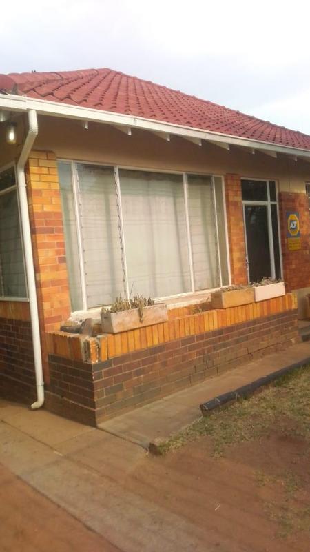 5 Bedroom Property for Sale in Orange Grove Eastern Cape